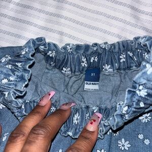 Old Navy Blue Floral Denim Skirt - Girls